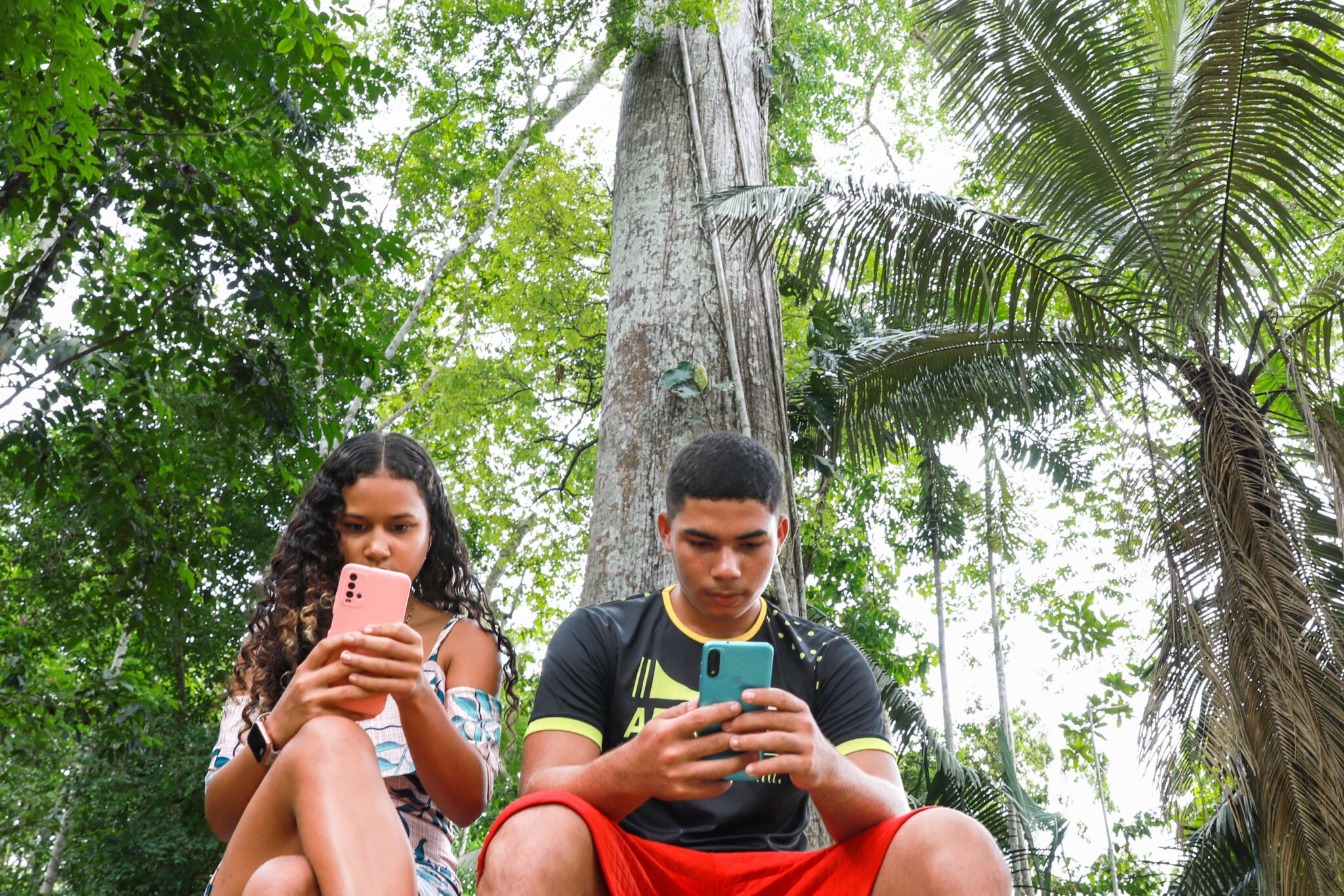 Chegada da internet conecta comunidade do Rio Croa a novas oportunidades com o mundo digital