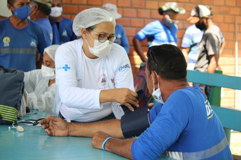 Novembro Azul: cuidar da saúde não é sinal de fragilidade