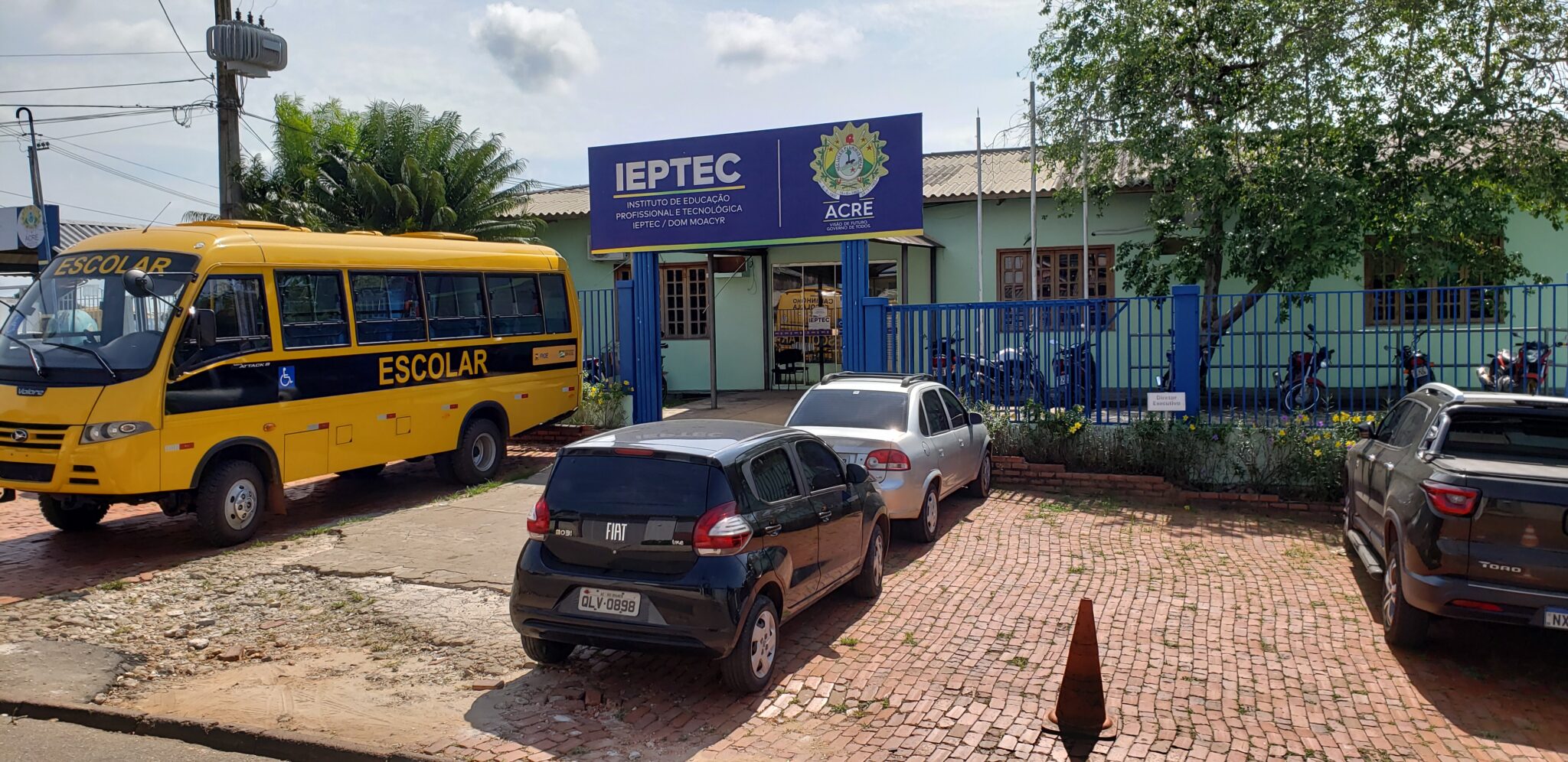 Governo abre processo seletivo para o cargo de professor tutor do Ieptec