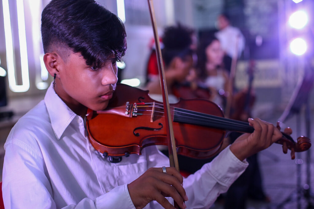 Escola de Música do Acre apresenta concerto de encerramento do ano letivo nesta quinta-feira