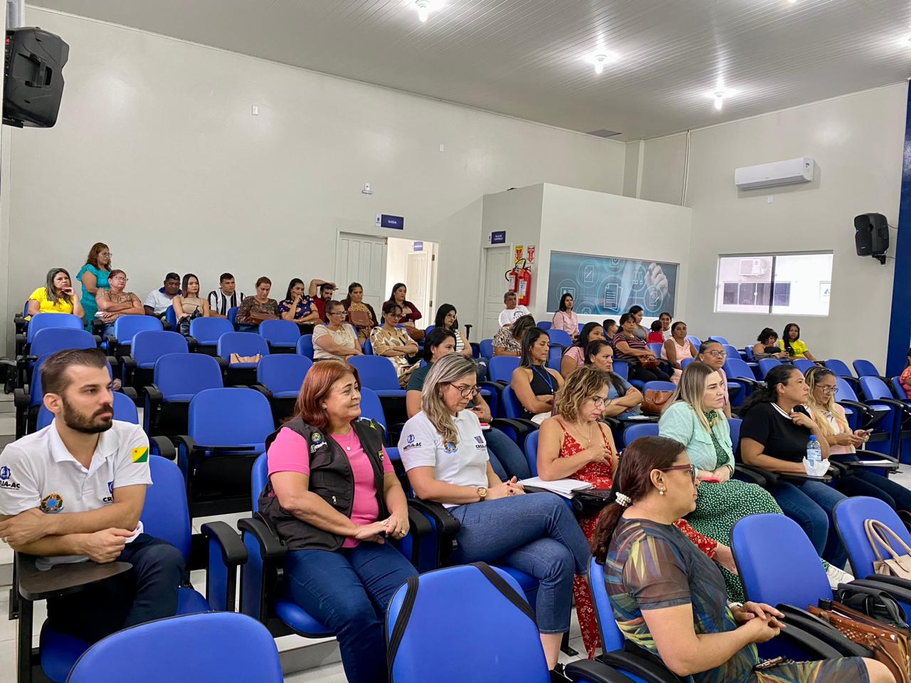 Instituições iniciam capacitação do Programa de Extensão Mulheres na Amazônia