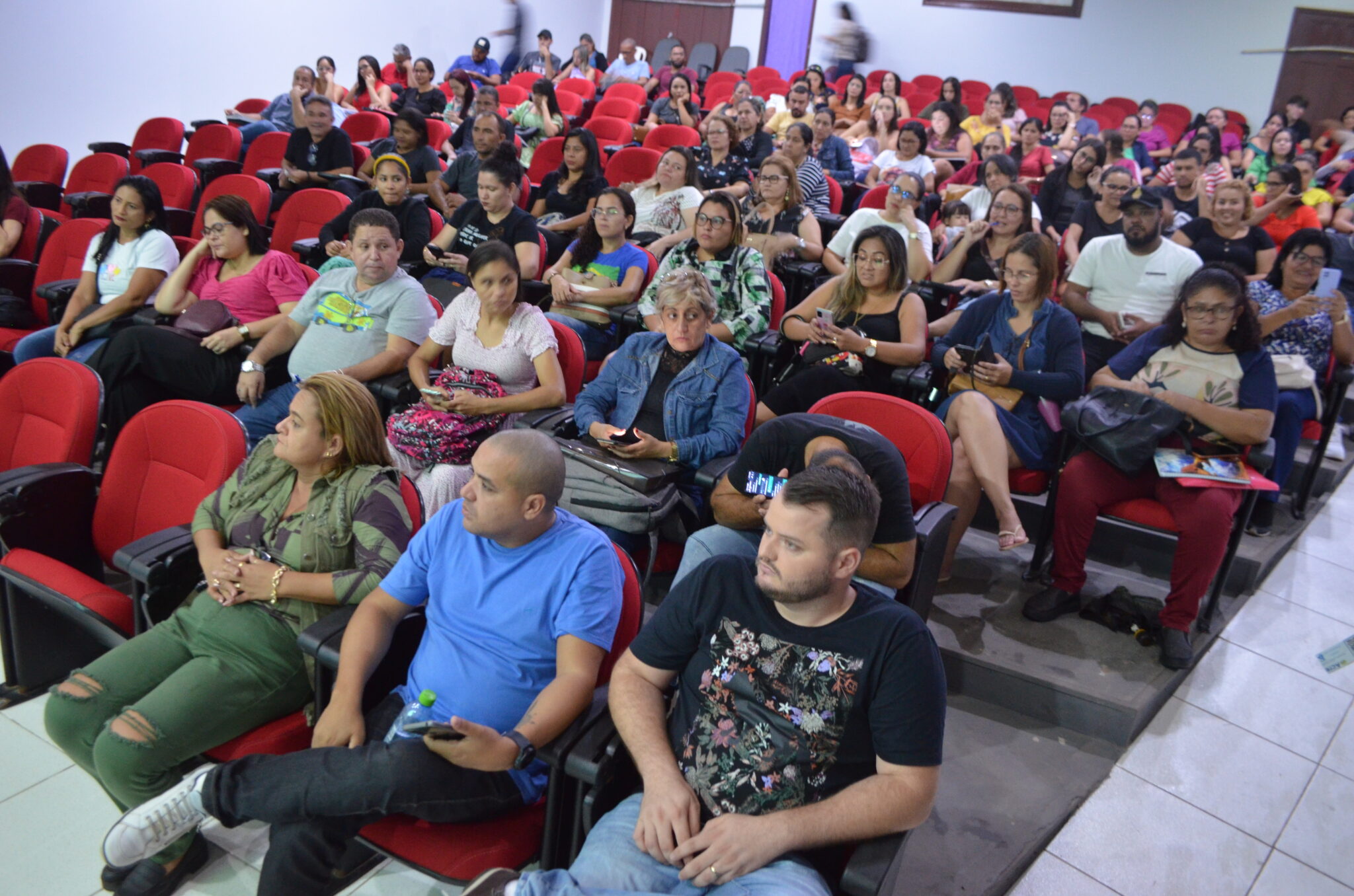 Educação realiza jornada pedagógica para professores da EJA