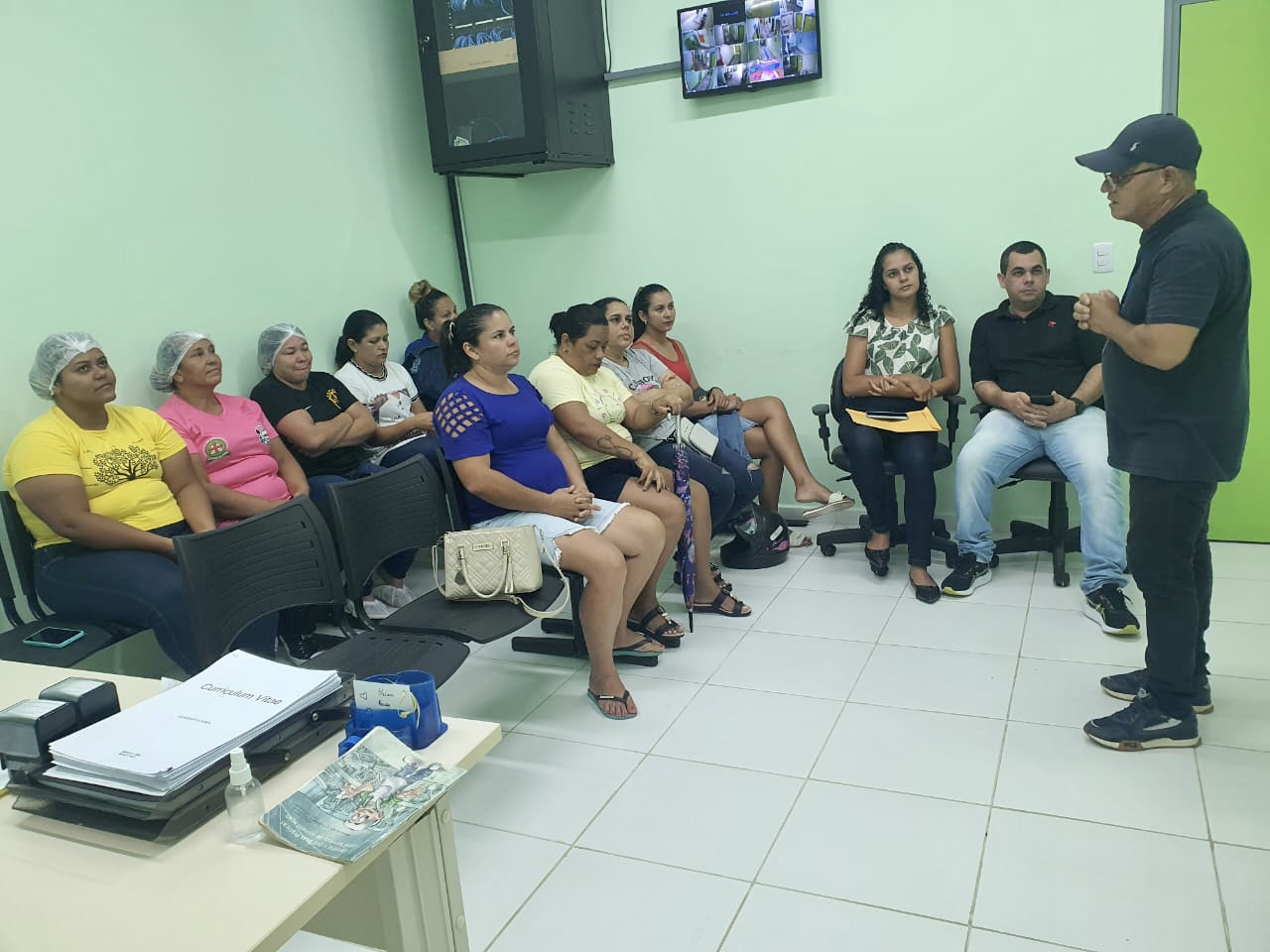 Hospital de Mâncio Lima realiza capacitação para os cozinheiros da unidade