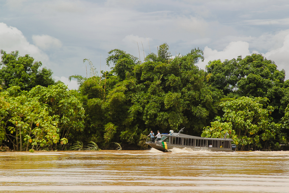 Governo do Estado inicia ações emergenciais para populações indígenas e produtores atingidos pela cheia do Rio Acre