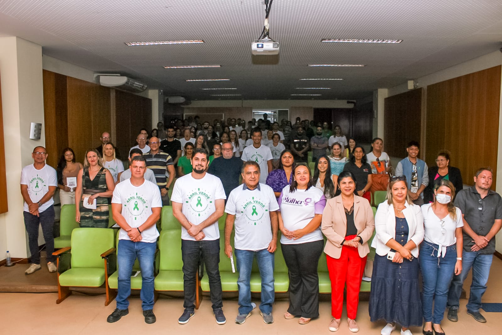 Saneacre encerra campanha Abril Verde com atividades na Biblioteca Pública