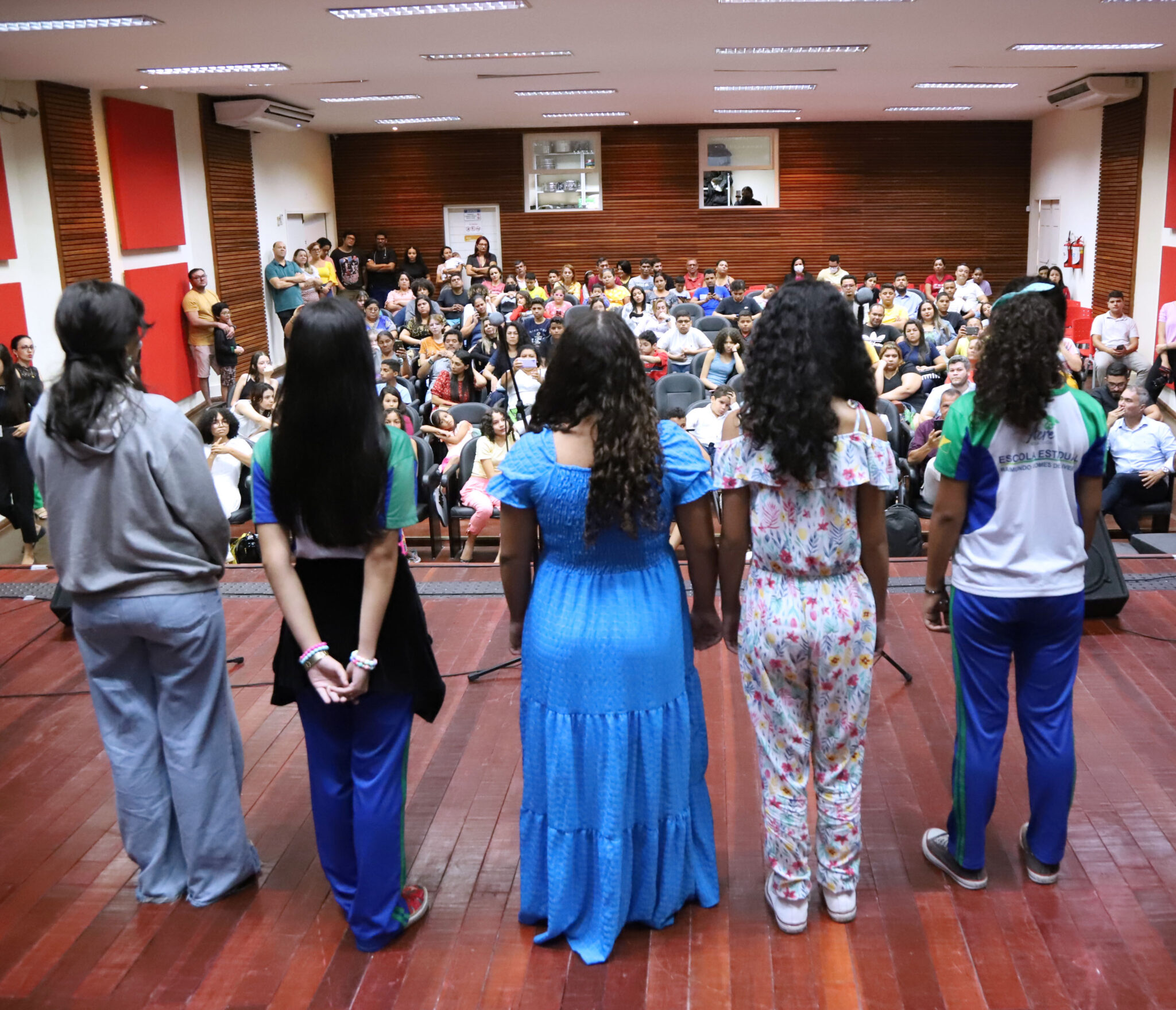 Governo realiza aula inaugural do ano letivo na Escola de Música