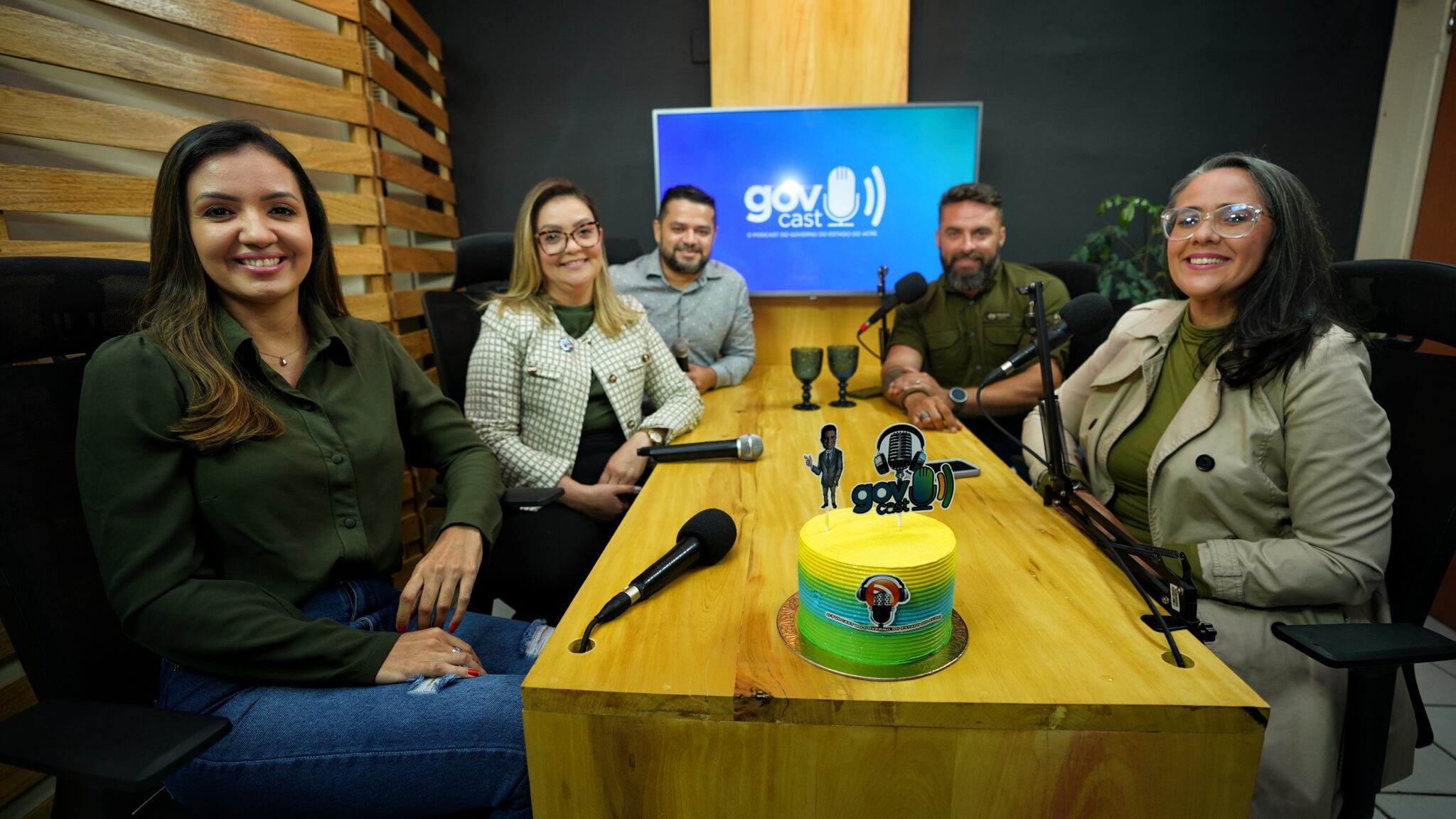 Comunicação do Estado é destaque na edição especial de aniversário do Govcast desta quinta-feira