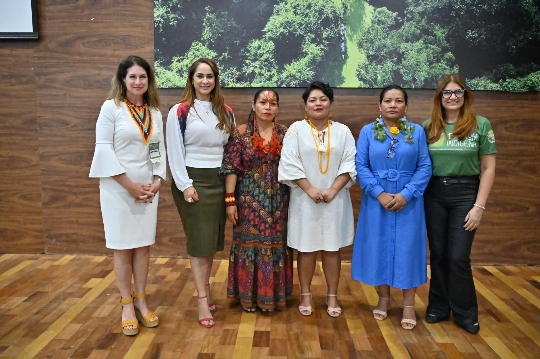 Soluções sustentáveis e inclusão de gênero pautam abertura dos debates no 1º Fórum Indígena em Rio Branco