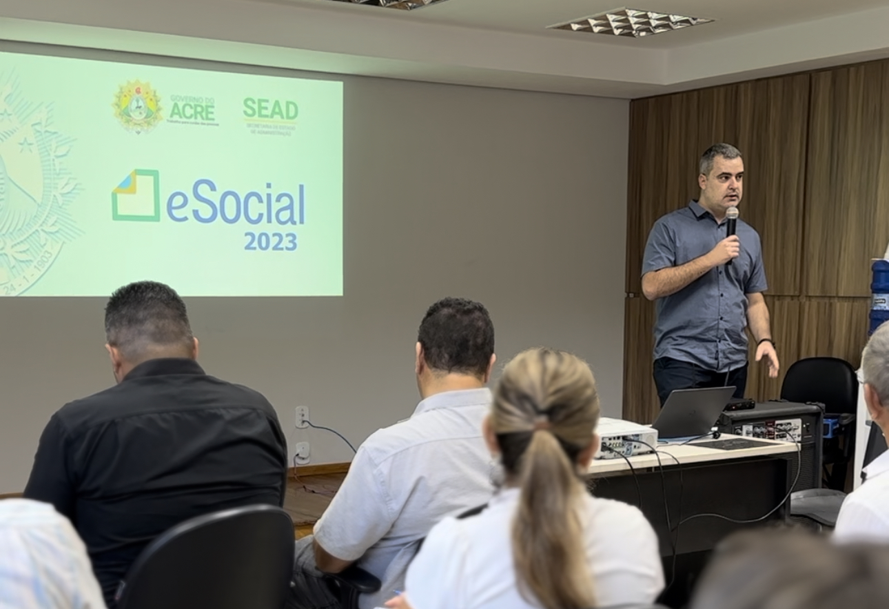 Governo realiza treinamento de nova atualização do eSocial