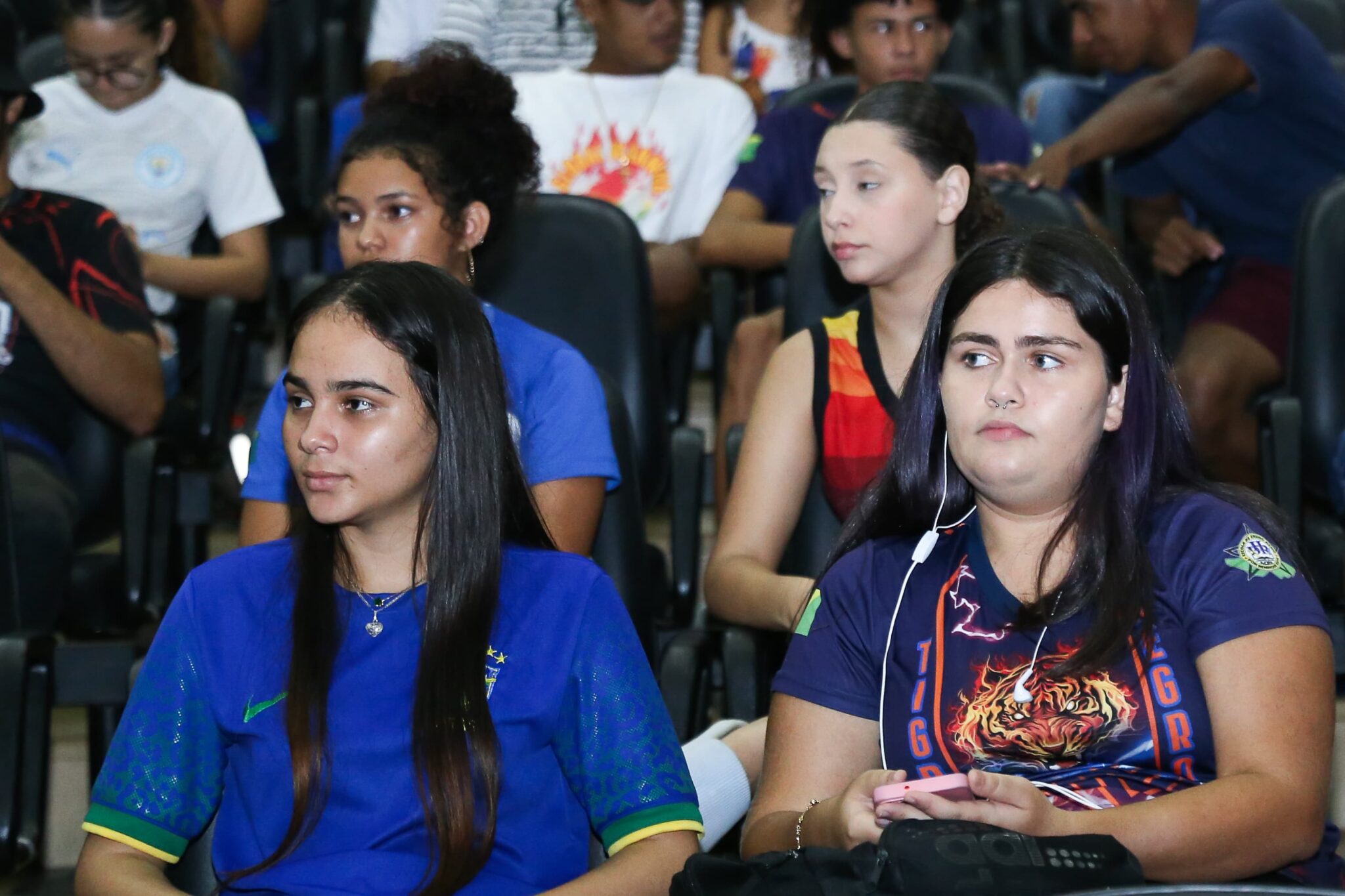 Governo se reúne com fazedores de cultura que se apresentarão na Expoacre Juruá