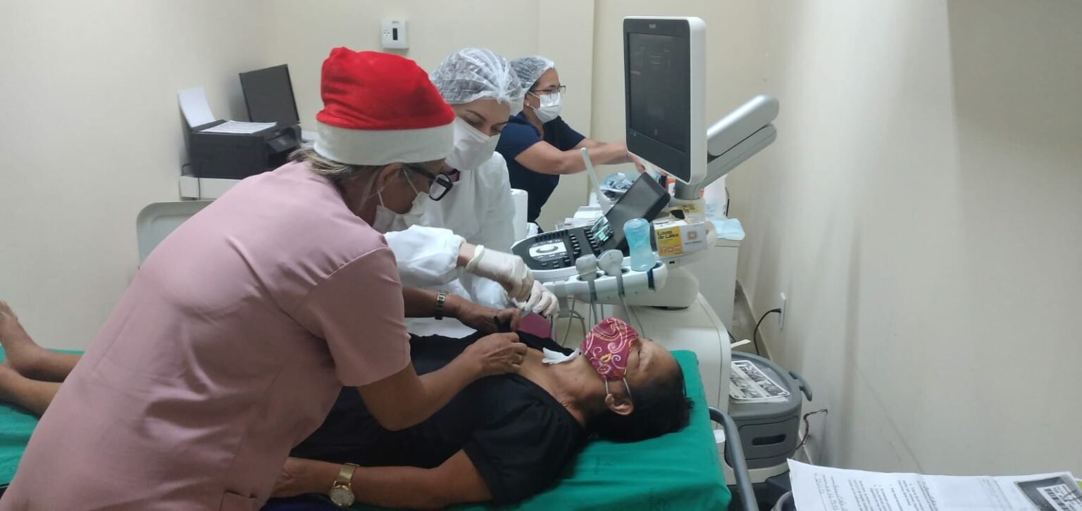 Exames de videolaringoscopia e punção aspirativa por agulha fina são realizados sem fila de espera na Fundhacre