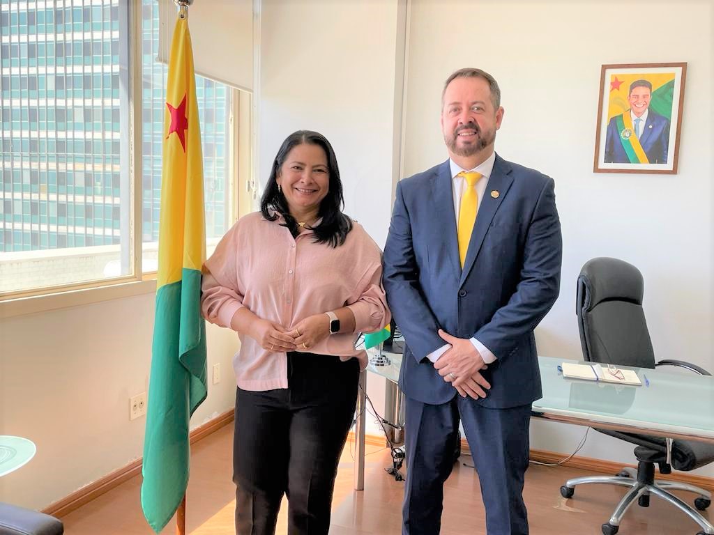 Secretarias de Assuntos Federativos e de Turismo conversam sobre projetos de interesse do Acre em Brasília