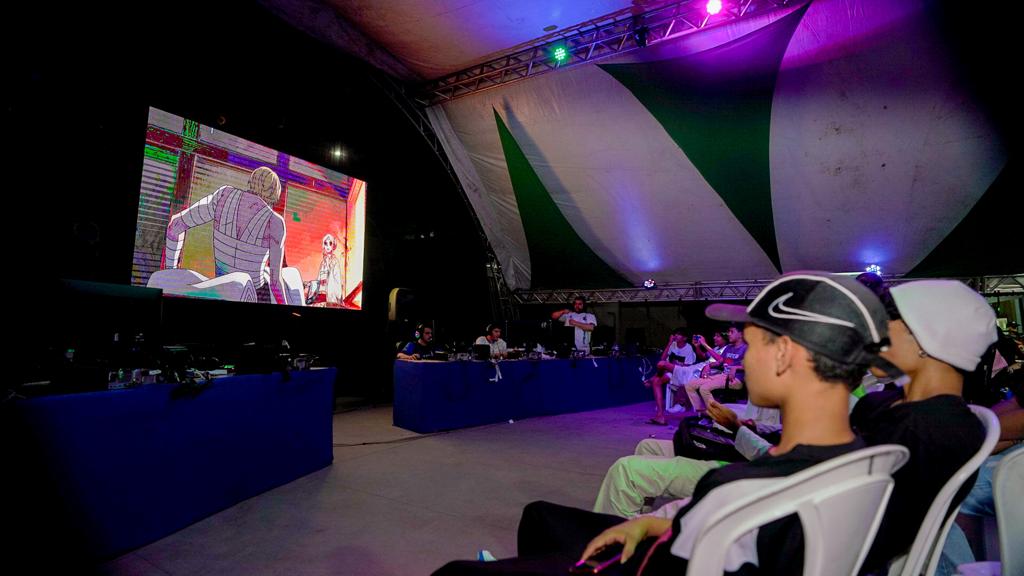 Estado transmite episódio da série One Piece e promove conexões no Espaço Games da Expoacre