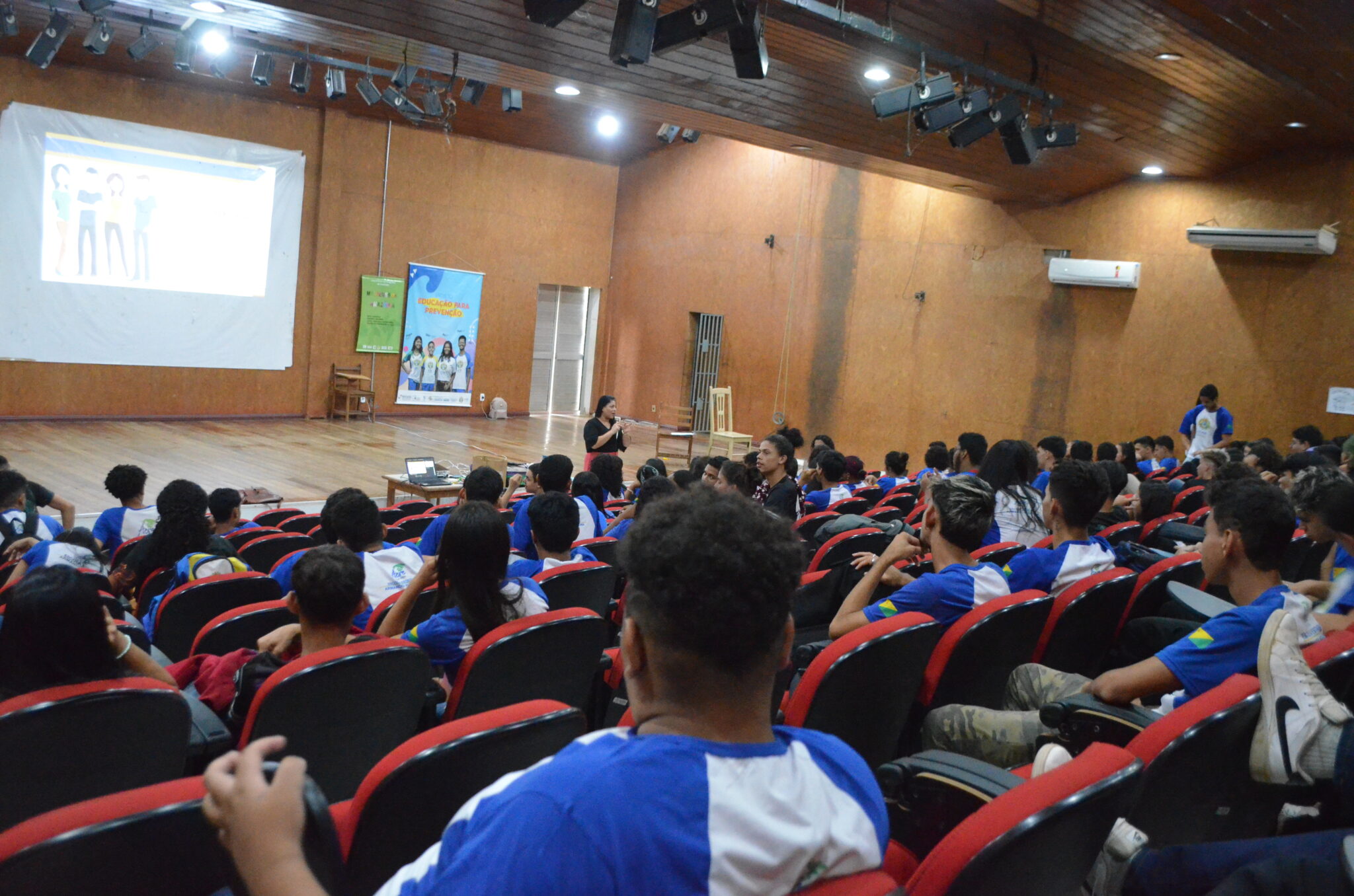 Educação leva projeto de prevenção à gravidez na adolescência às escolas estaduais do Acre