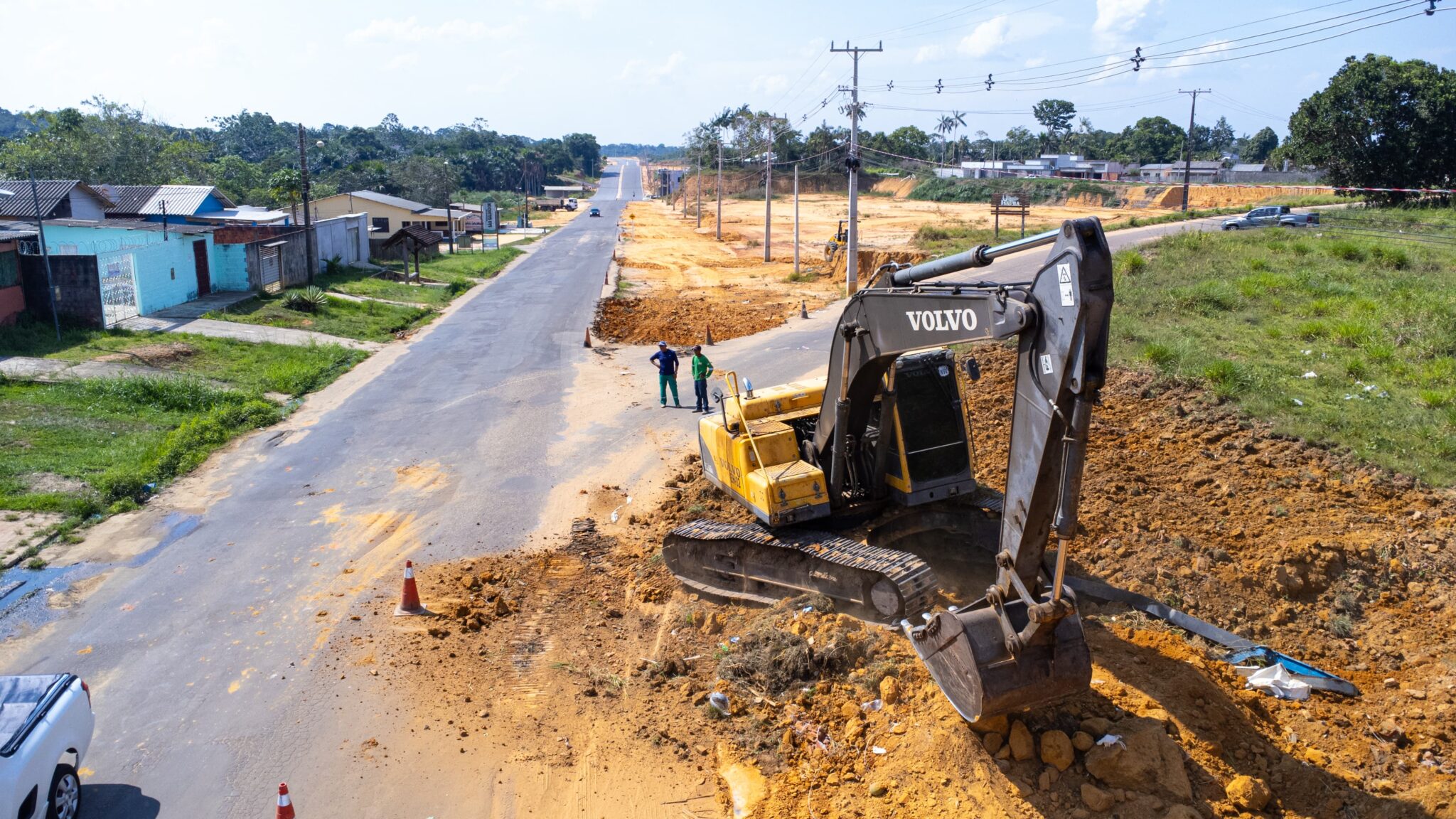 Governo retoma obras da rodovia AC-405 em Cruzeiro do Sul