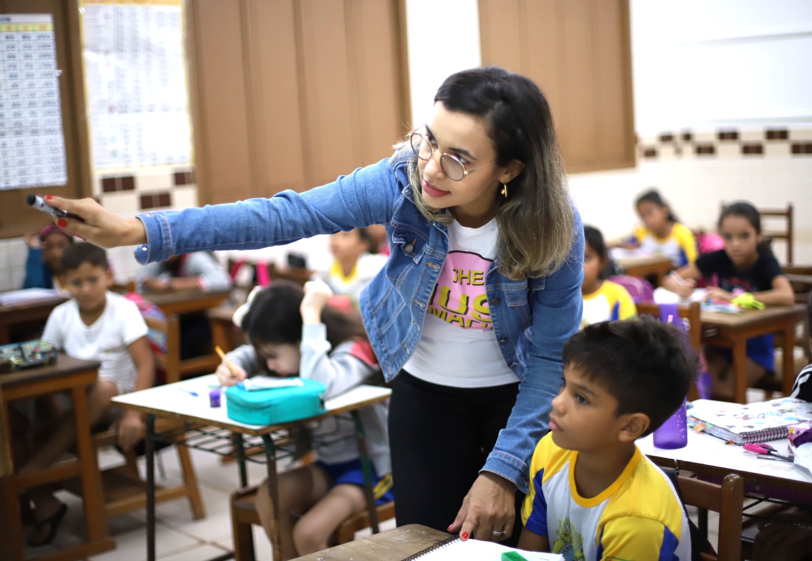 Educação lança edital para contratação emergencial de professores