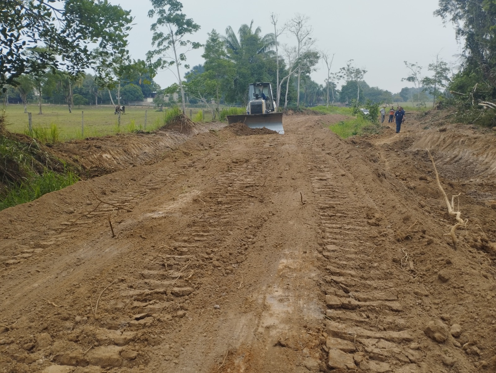 Deracre executa melhorias no Ramal Boca do Iaco em Sena Madureira