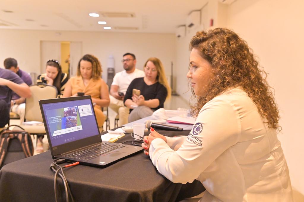 Servidores da Saúde do Acre participam de capacitação sobre doação de órgãos com profissional do Hospital Albert Einstein