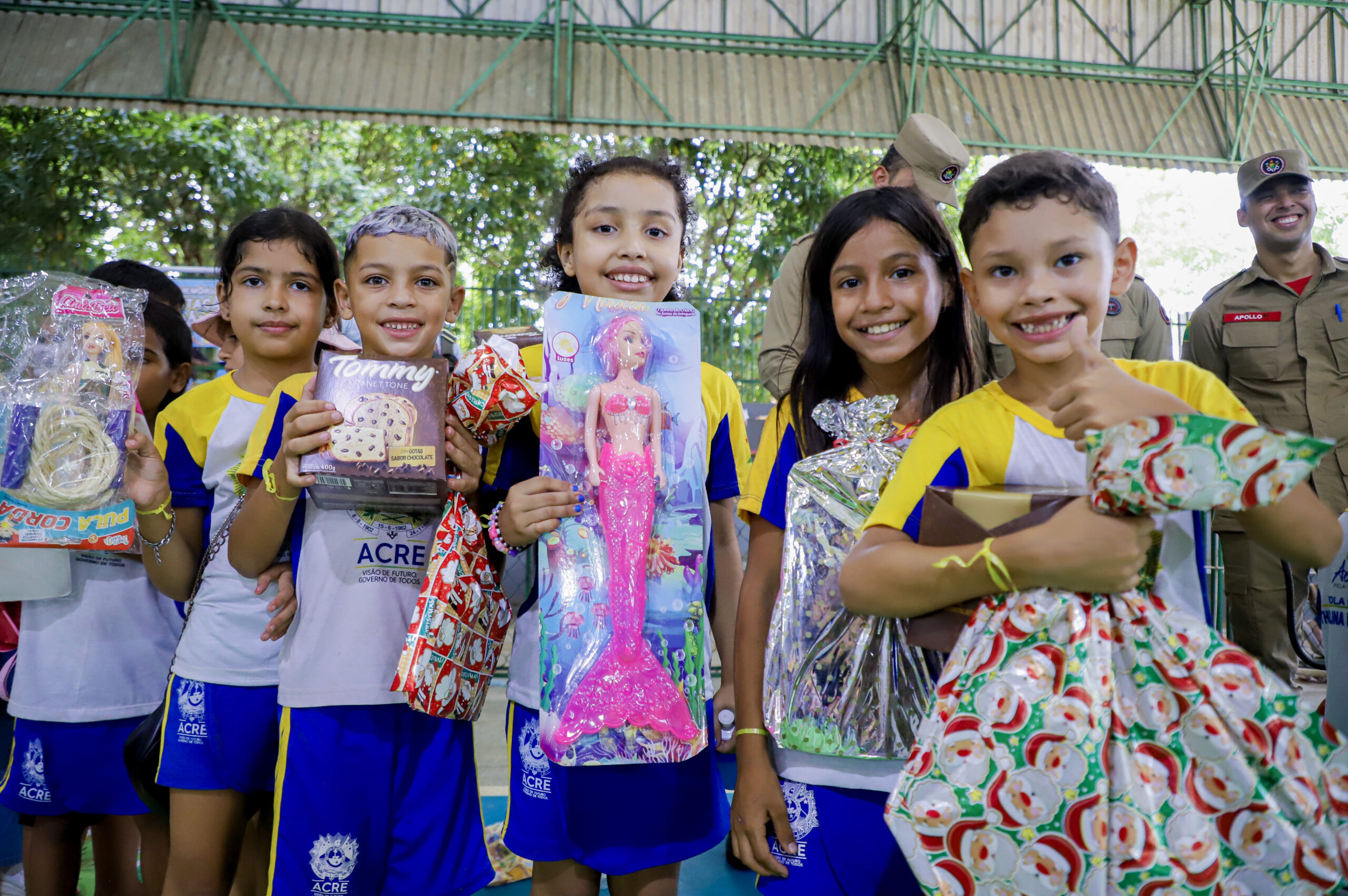 Quase mil famílias foram beneficiadas pela campanha Natal Compartilhando Esperança