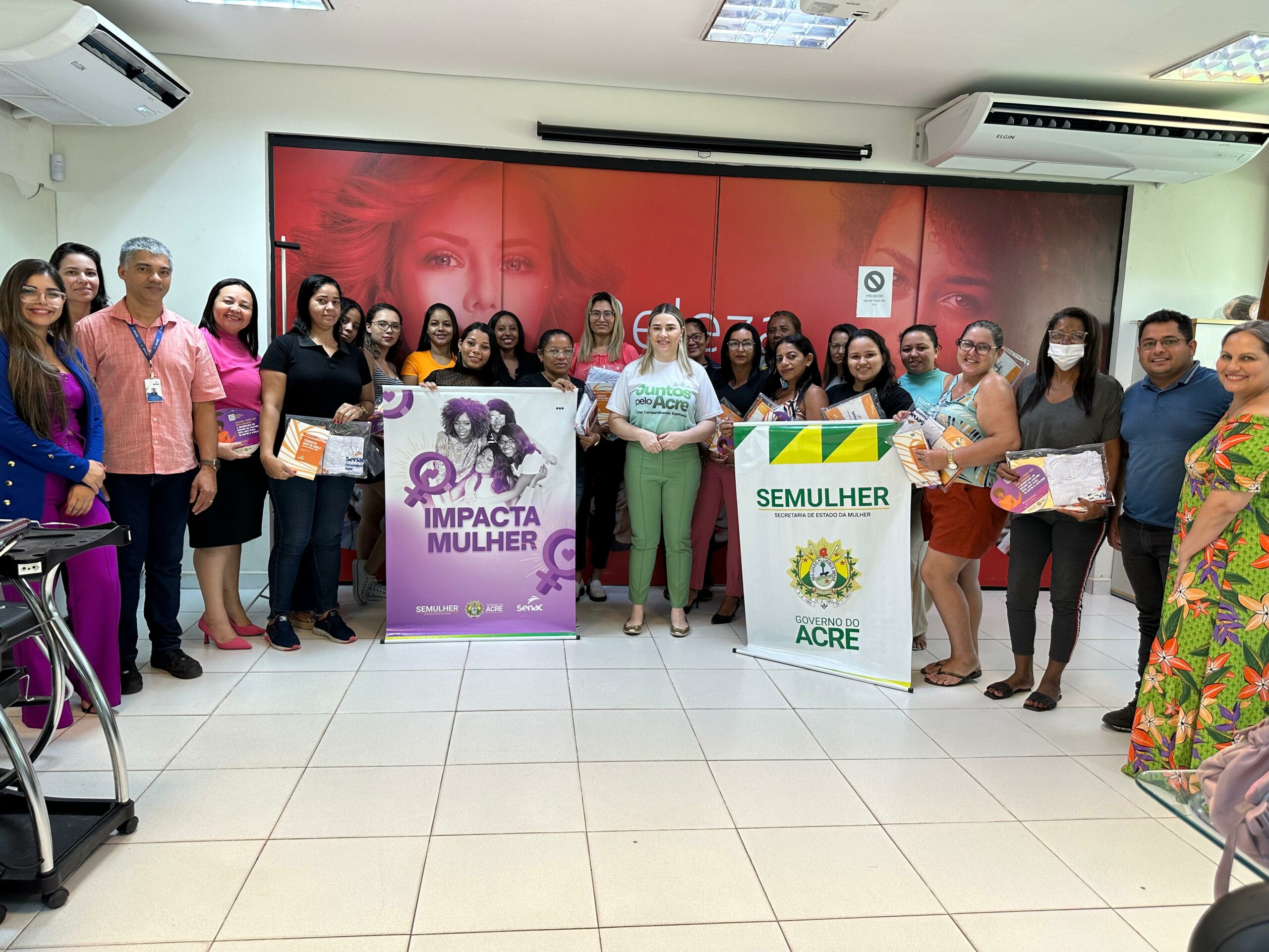 Secretaria da Mulher realiza aula inaugural do Programa Impacta Mulher